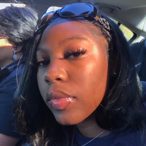 Meet your Posher, Dorian - Picture 1 of 1